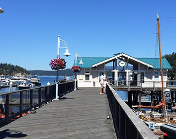 The docks of beautiful Friday Harbor, Washington