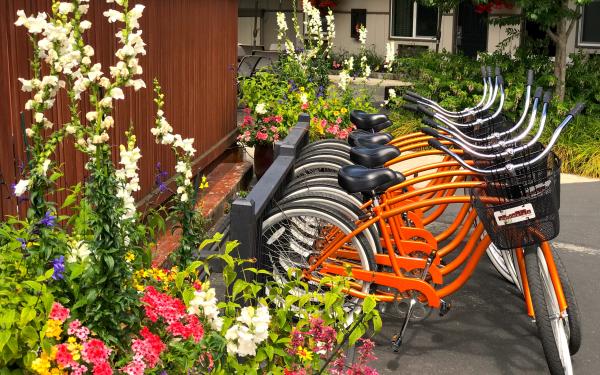 Guests at the Earthbox Inn & Spa on San Juan Island get to check out Bikes for free
